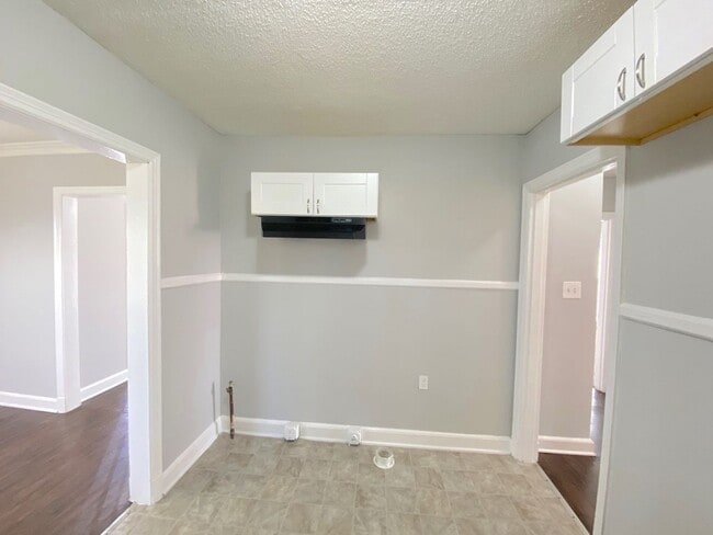 Photo - 722 Lydgate Rd