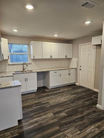 Photo - 305 Deepwood St