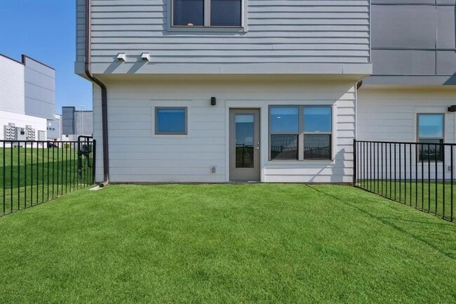 Photo - 10350 Blue Bluff Rd