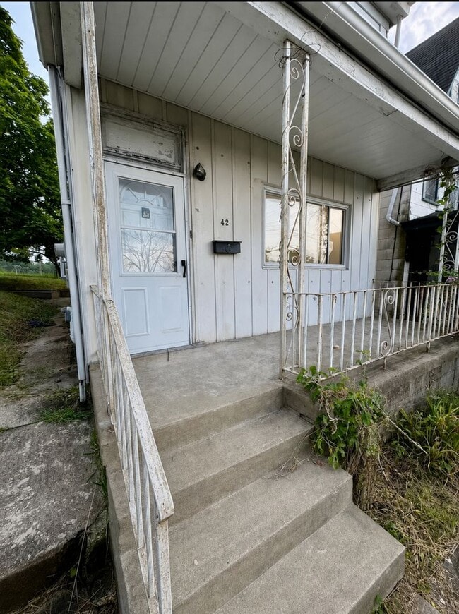 42 Climax St