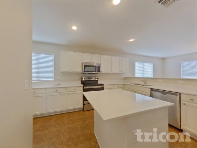Photo - 17220 N Wavyleaf Ave