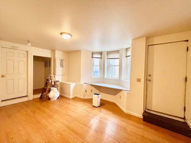 Photo - 2 Shepherd Ave