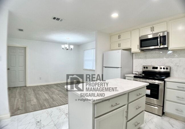 Photo - Gorgeous One Story Home in Sugar Land, TX