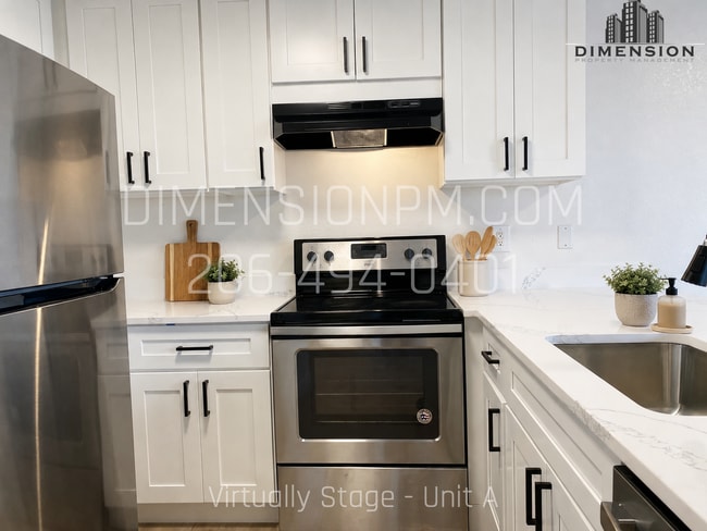 Photo - 717 Myrtine St Unit A