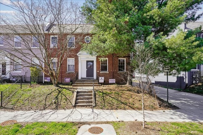 Photo - 3944 7th St NE Unit #4