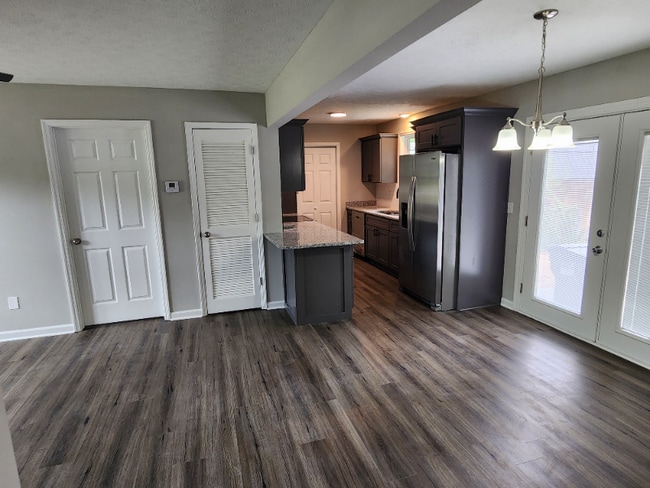 Photo - 1546 Winding Way Cir