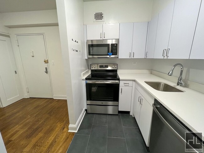 Building Photo - EAST 69 STREET Rental