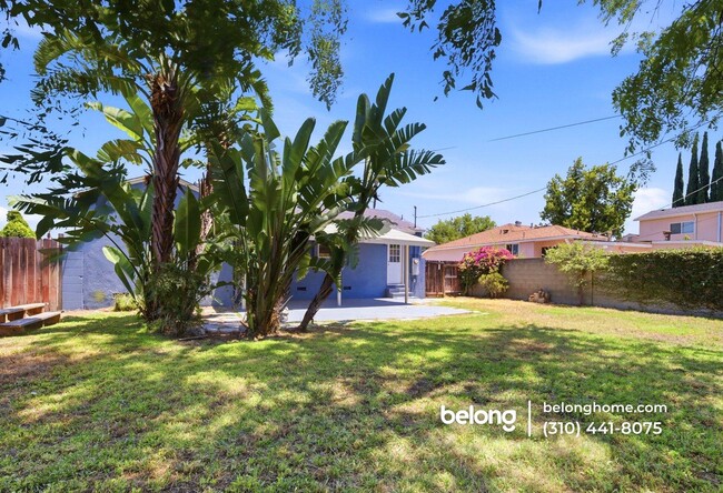 Photo - 8133 Gentry Ave