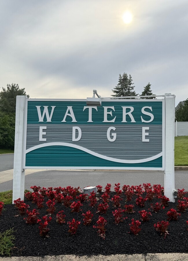 Photo - 1301 Waters Edge Dr Casa