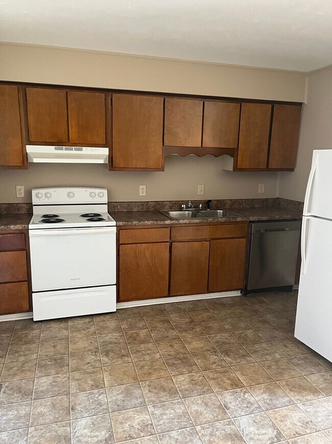 Photo - 105 S 1st St Unit B