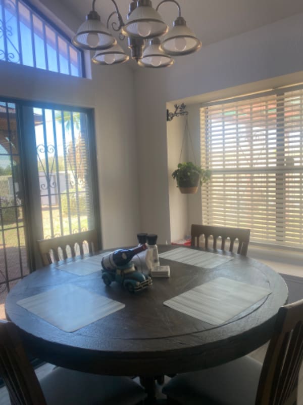 Photo - 895 Melville Ln