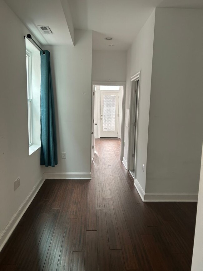 Photo - 1824 W Girard Ave Unit 3