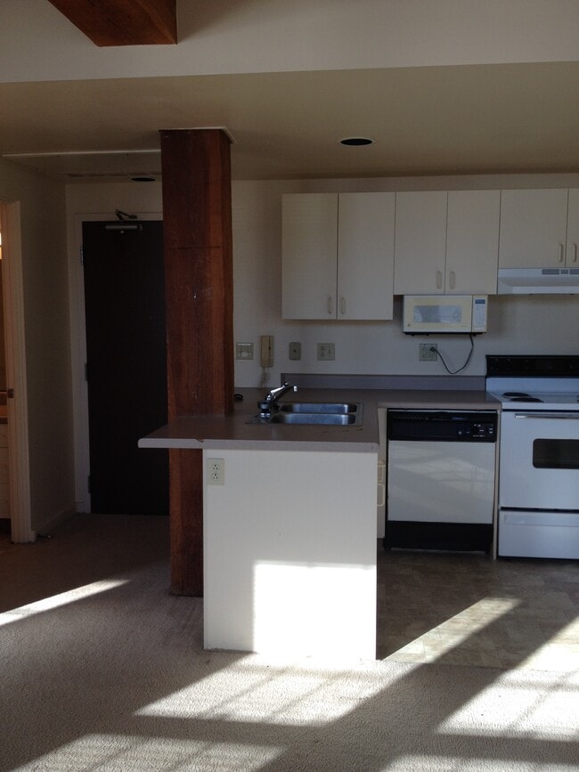 Balzer Apartments