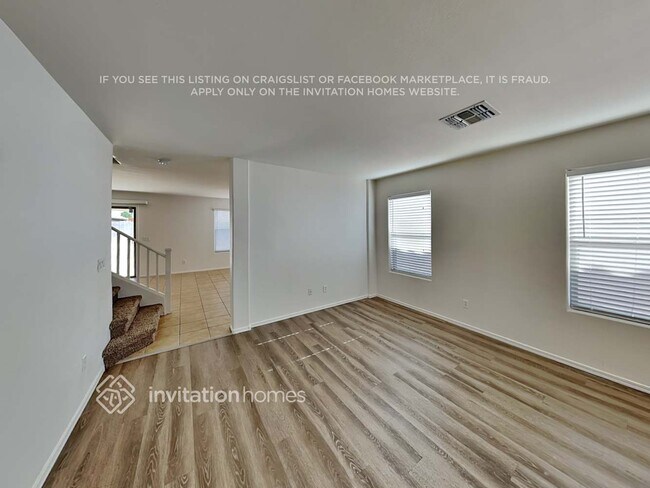 Photo - 113 W Saddle Way