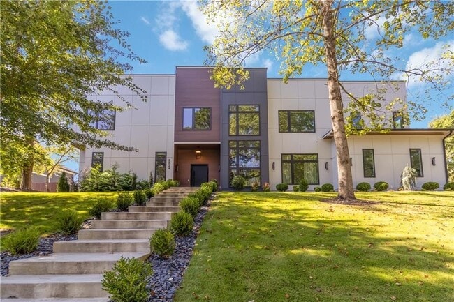 Photo - 2824 Ashford Rd NE