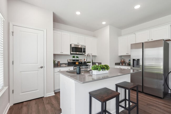 Building Photo - Reve Park Ridge Rental