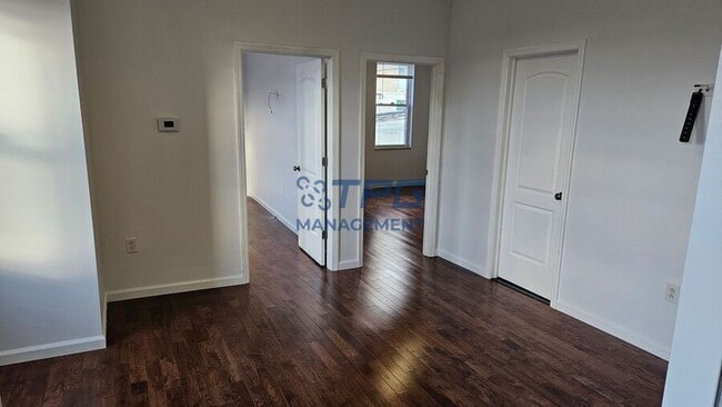 Photo - 575 55th St Unit 2F
