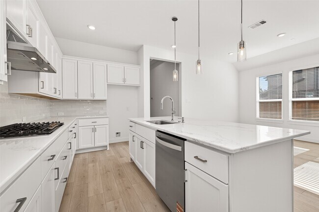 Building Photo - 4916 Northern Wds Dr