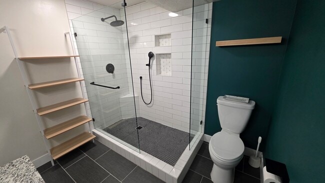 Photo - 1313 W 8380 S