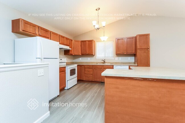 Photo - 10737 Darneal Dr