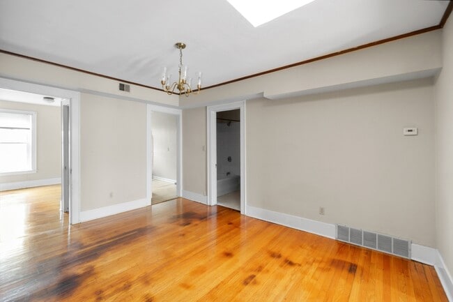 Photo - 1107 E Genesee St