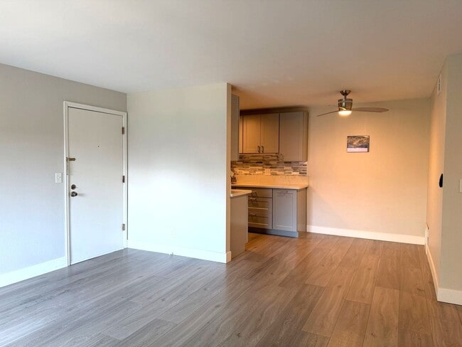 Photo - 3250 O'Neal Cir Unit B25
