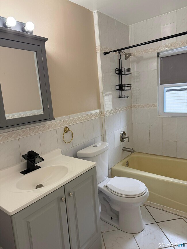 Photo - 30 Tremont Ave Unit 1st