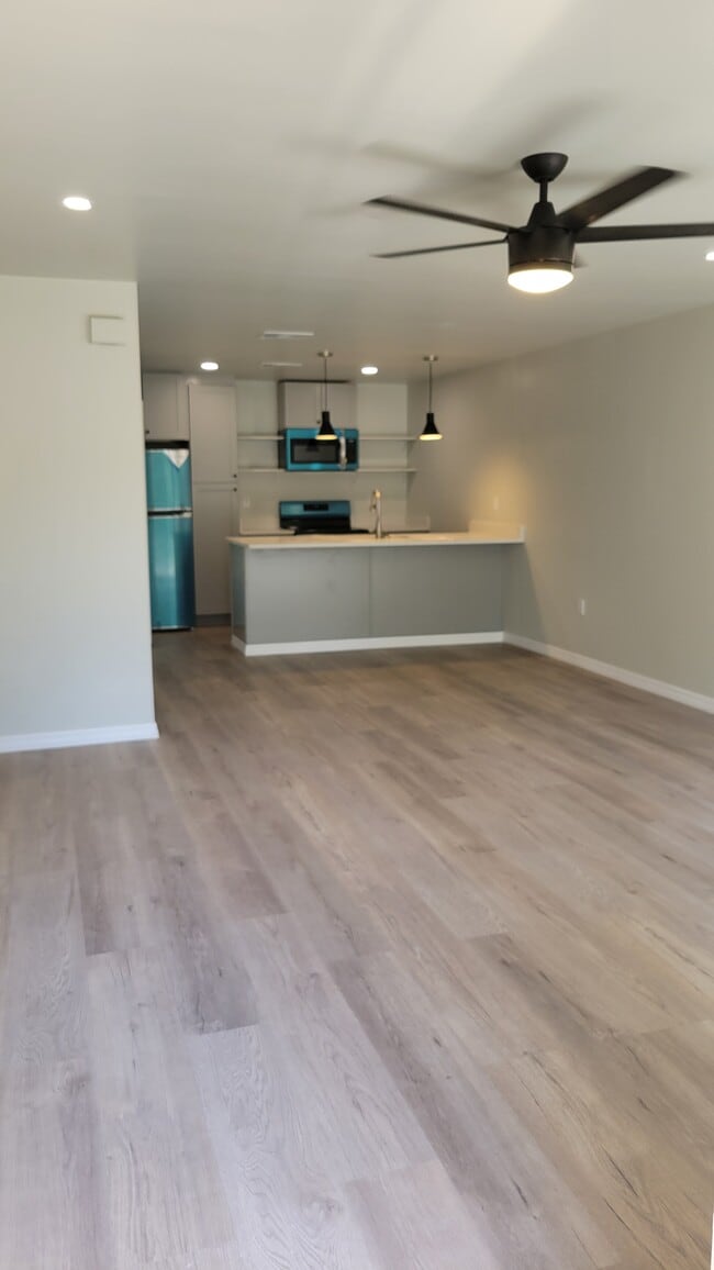 Photo - 4152 Corsair Ave Unidad 4146