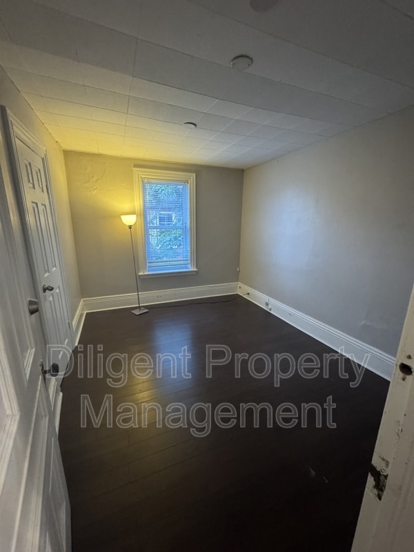 Photo - 265 Sherbrooke St