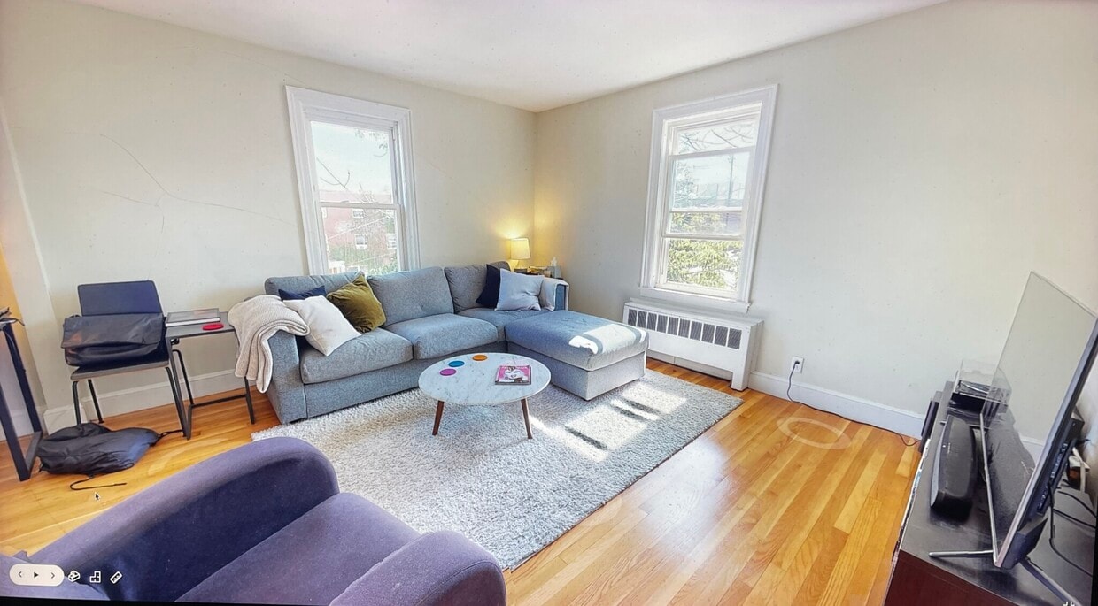Photo - 279 Washington St (Somerville, MA)