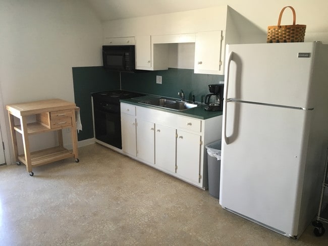 Photo - 152 Mariners Dr Unit 1