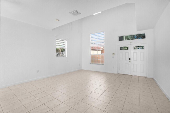 Photo - 9002 SW 214 LN
