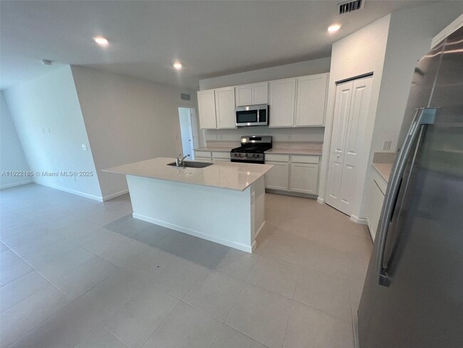 Photo - 5885 Sweetwood Dr