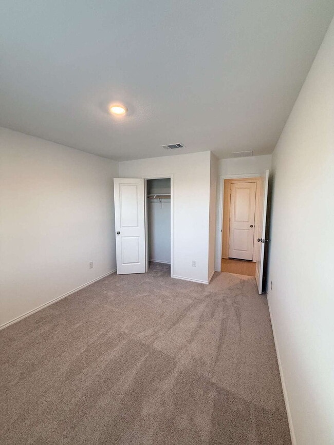 One Story 4 Bedroom/2Bath - For Rent - San Marcos, TX - Minutes From Shopping, Entertainment, and...