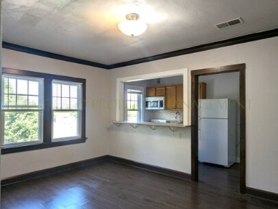 Photo - 1422 E State St Unidad 10