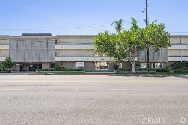 Building Photo - 4160 W 182nd St Unit 311 Rental