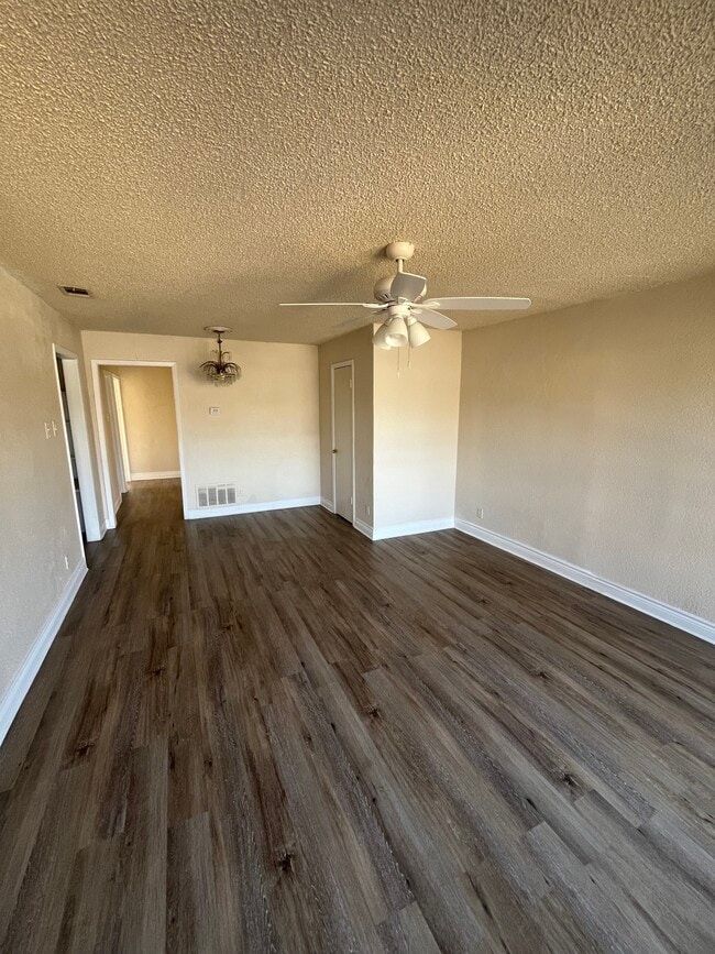 2008 Alamo Ave Unit 1
