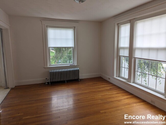 Photo - 120 Summer St Unit 4