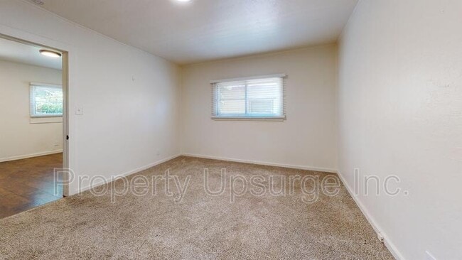 Photo - 630 Bird St Unit 4