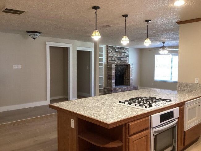 Photo - 2511 Peaceful Valley Dr