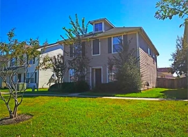 Building Photo - 1035 Grassy View Dr