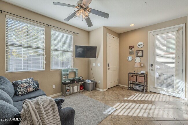 Photo - 451 S Hawes Rd