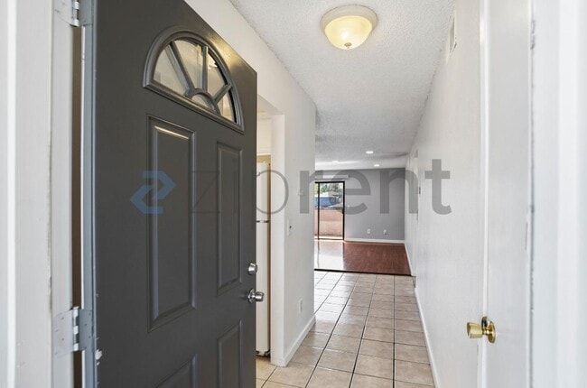 Photo - 3272 Shadow Park Pl