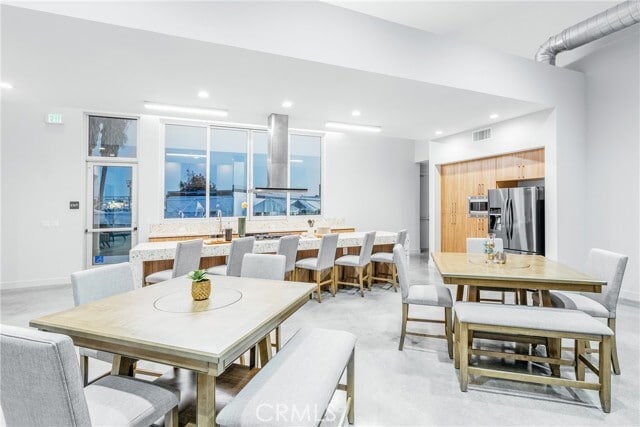 Photo - 12801 Brookhurst St