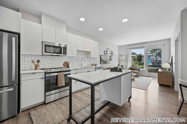 Photo - 328 Bank St Unit STH