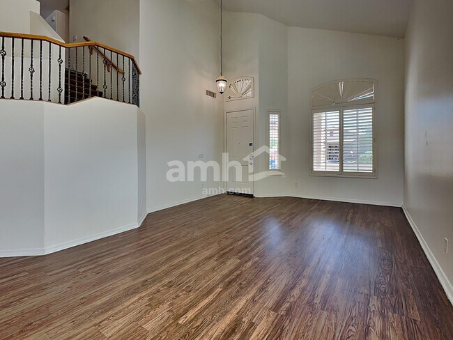 Photo - 9428 W Riverside Ave