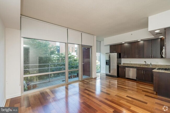 Building Photo - 22 S Front St Unit 305 Rental