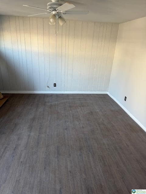 Photo - 320 Lockridge Ln