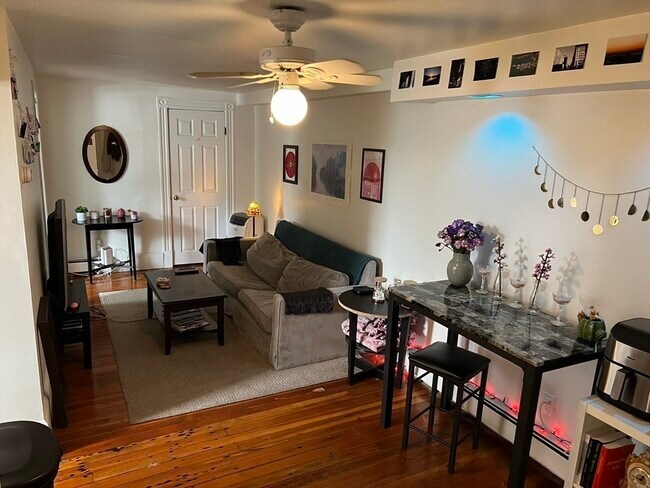 Photo - 137 Peterborough St Unidad 31