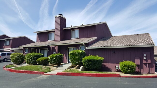 Community - West View Apartments